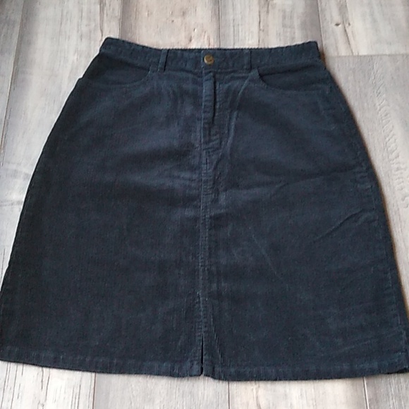 Eddie Bauer Dresses & Skirts - Eddie Bauer black corduroy midi skirt size 8